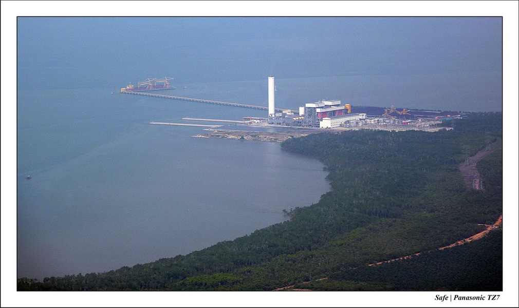 2011 - 08 - Dans les airs 12